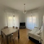 Sunnyhouse